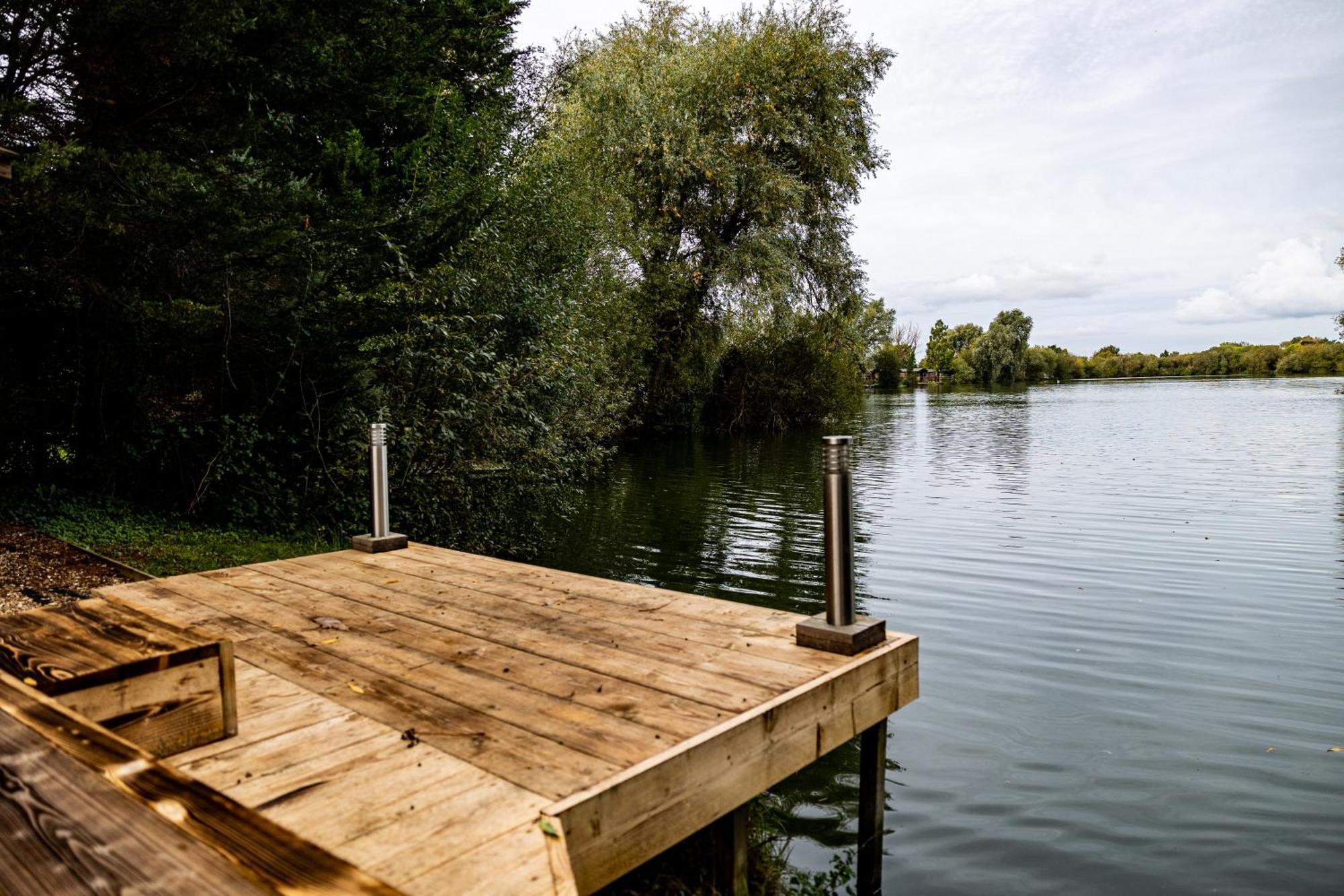 Woodlakes Park By Liv Retreats King's Lynn Exterior photo