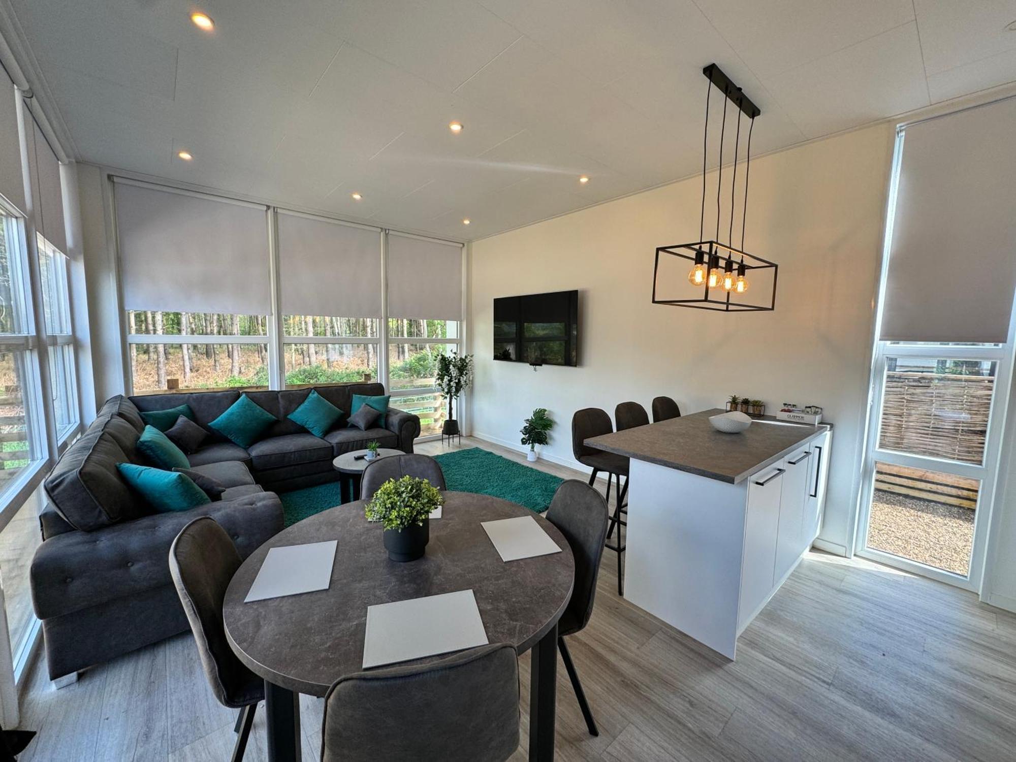Woodlakes Park By Liv Retreats King's Lynn Exterior photo