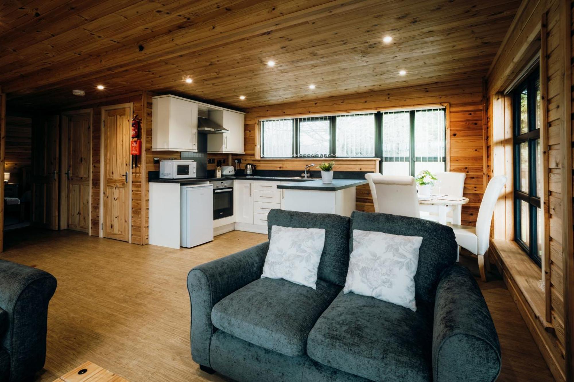 Woodlakes Park By Liv Retreats King's Lynn Exterior photo