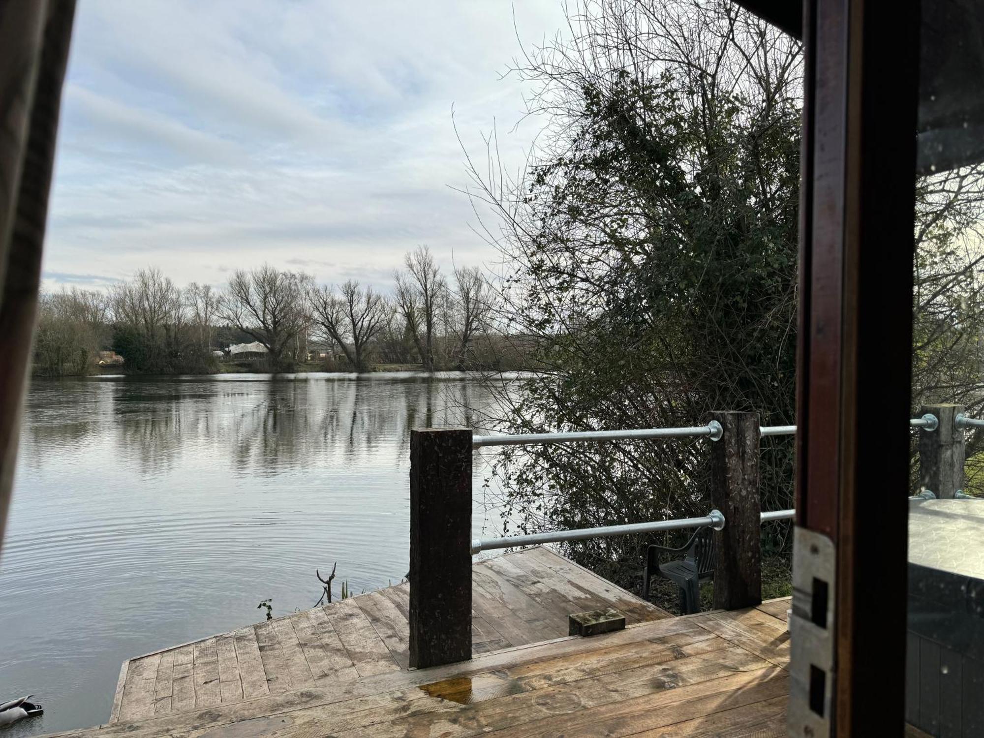Woodlakes Park By Liv Retreats King's Lynn Exterior photo