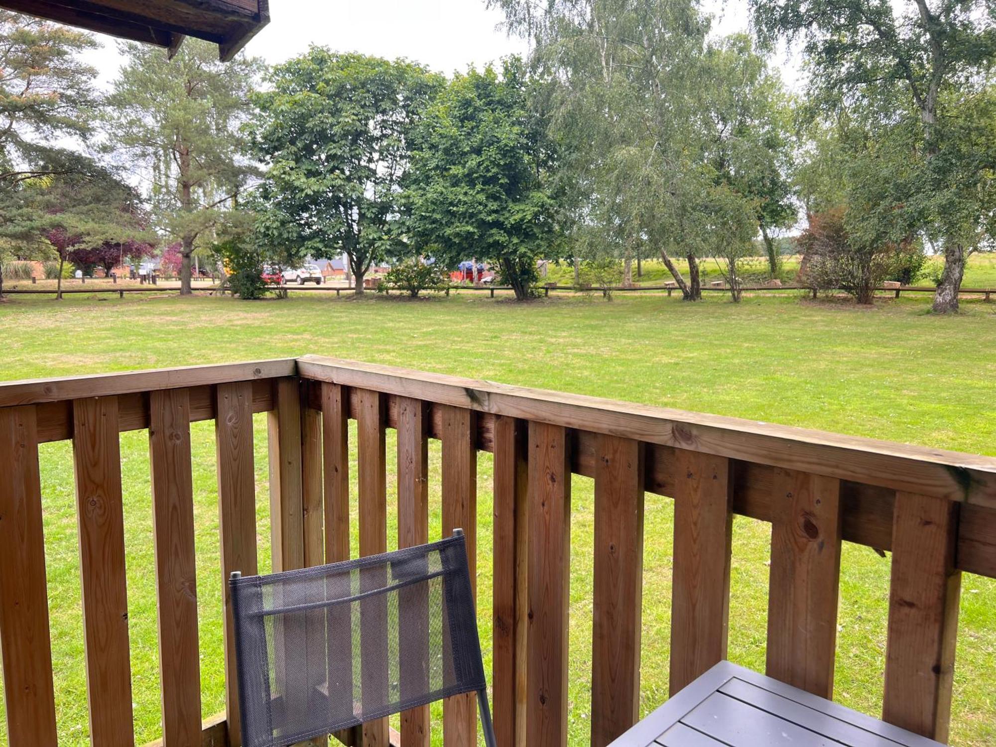 Woodlakes Park By Liv Retreats King's Lynn Exterior photo